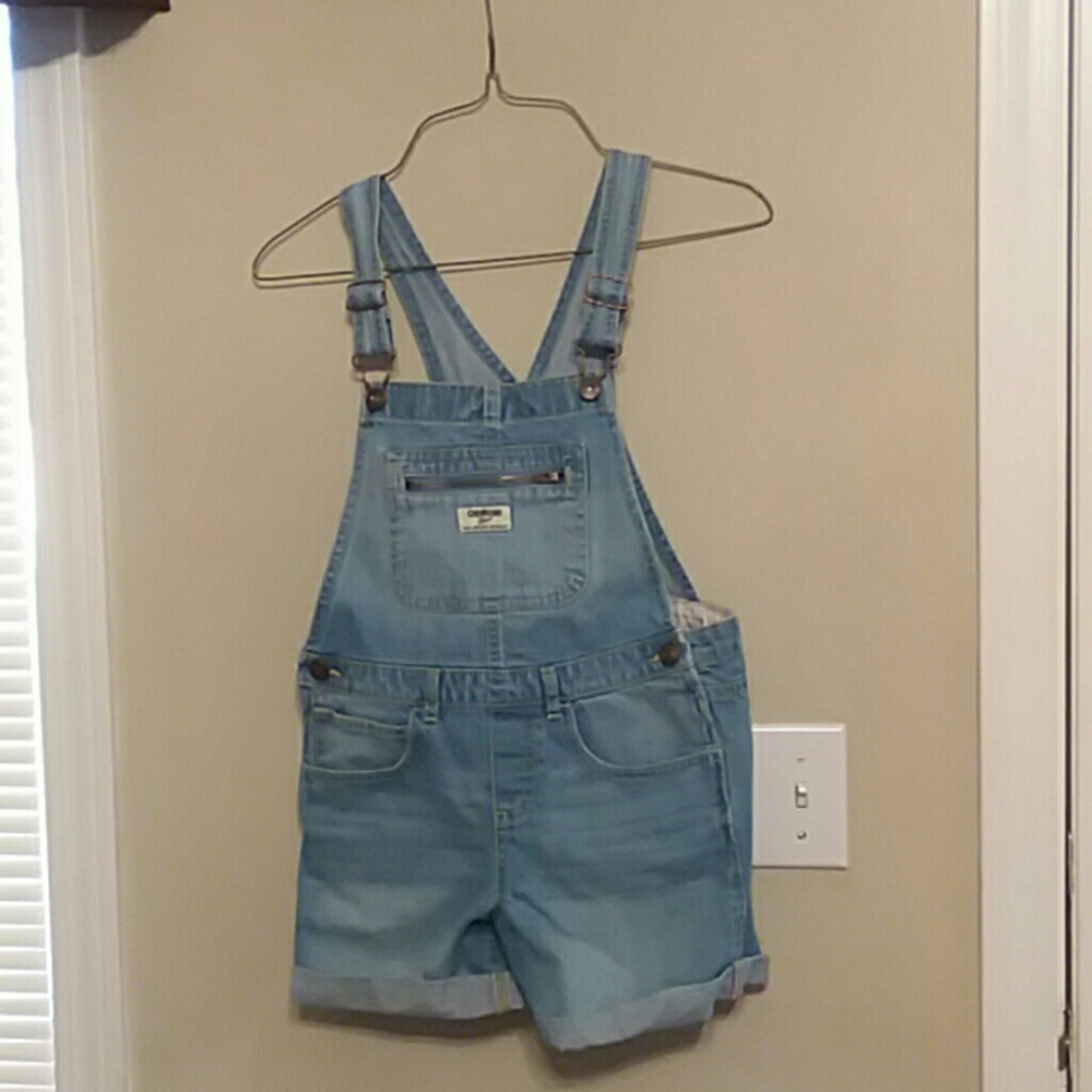Girl's overall shorts